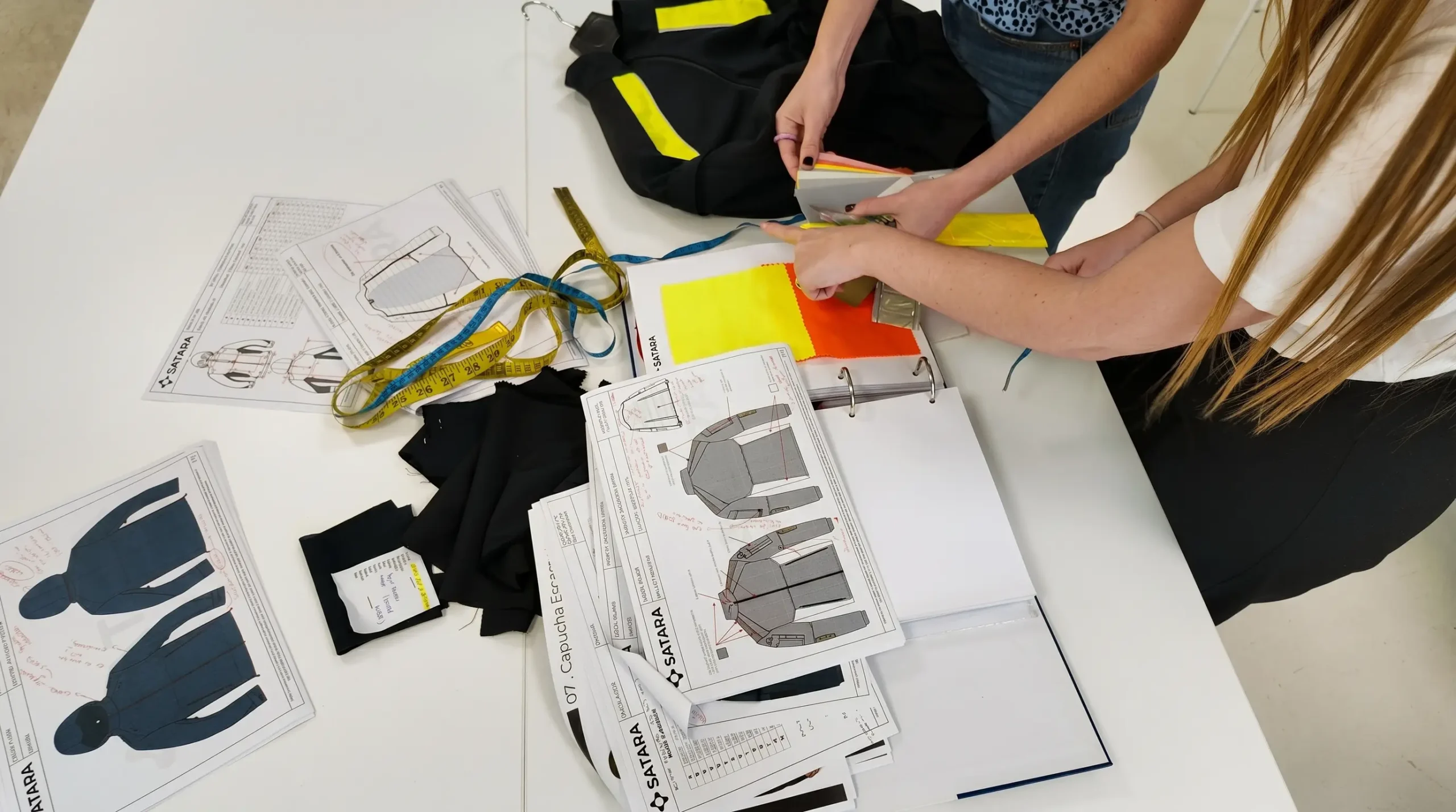 Imagen de análisis y diseño de uniformidad | Desarrollo de Proyectos de Uniformidad