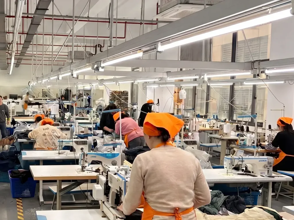 Imagen de taller de producción textil | Desarrollo de Proyectos de Uniformidad